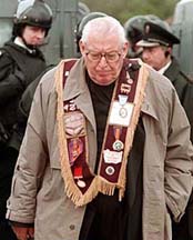 paisley.jpg (11698 bytes)